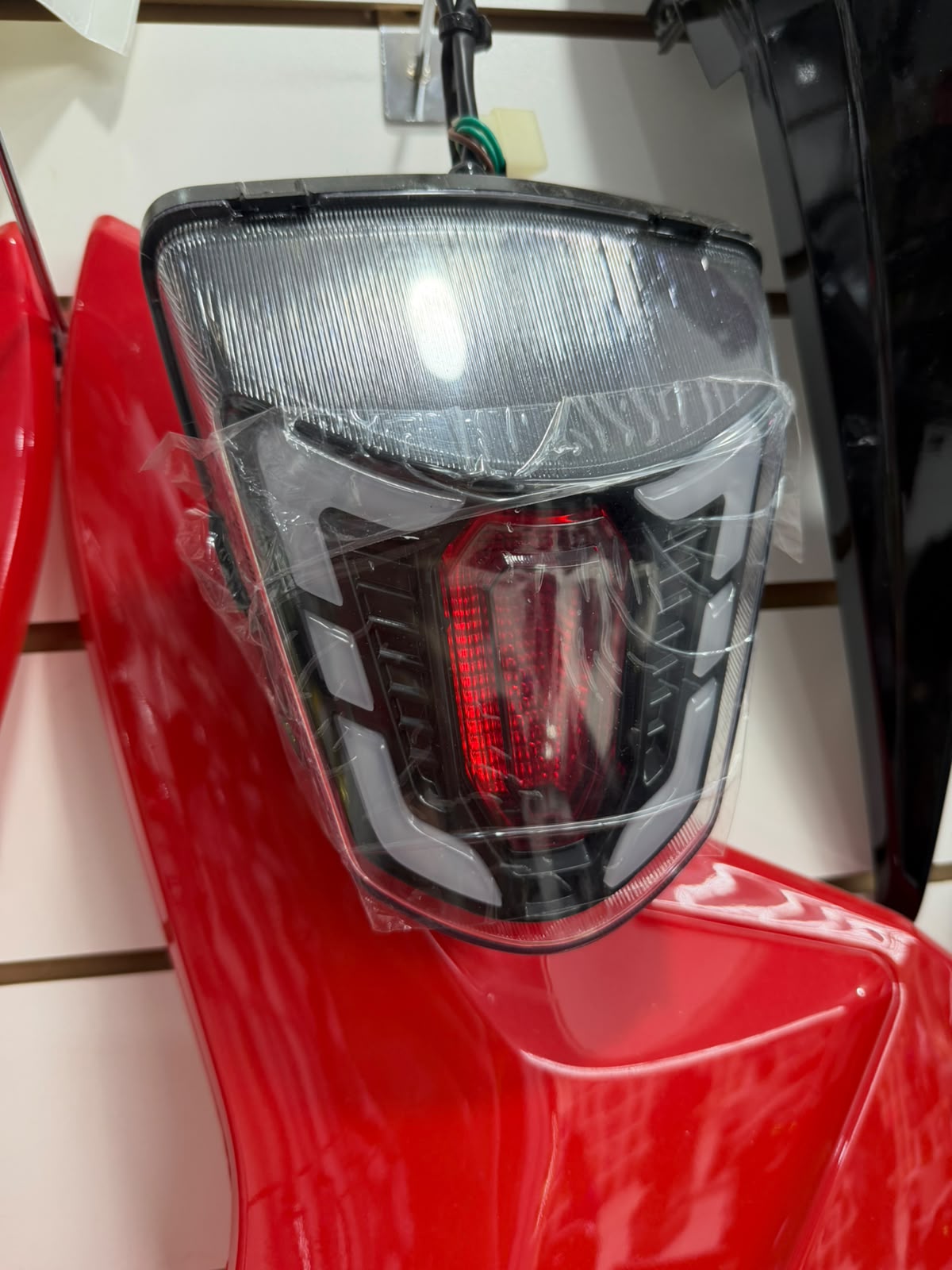faro trasero LED